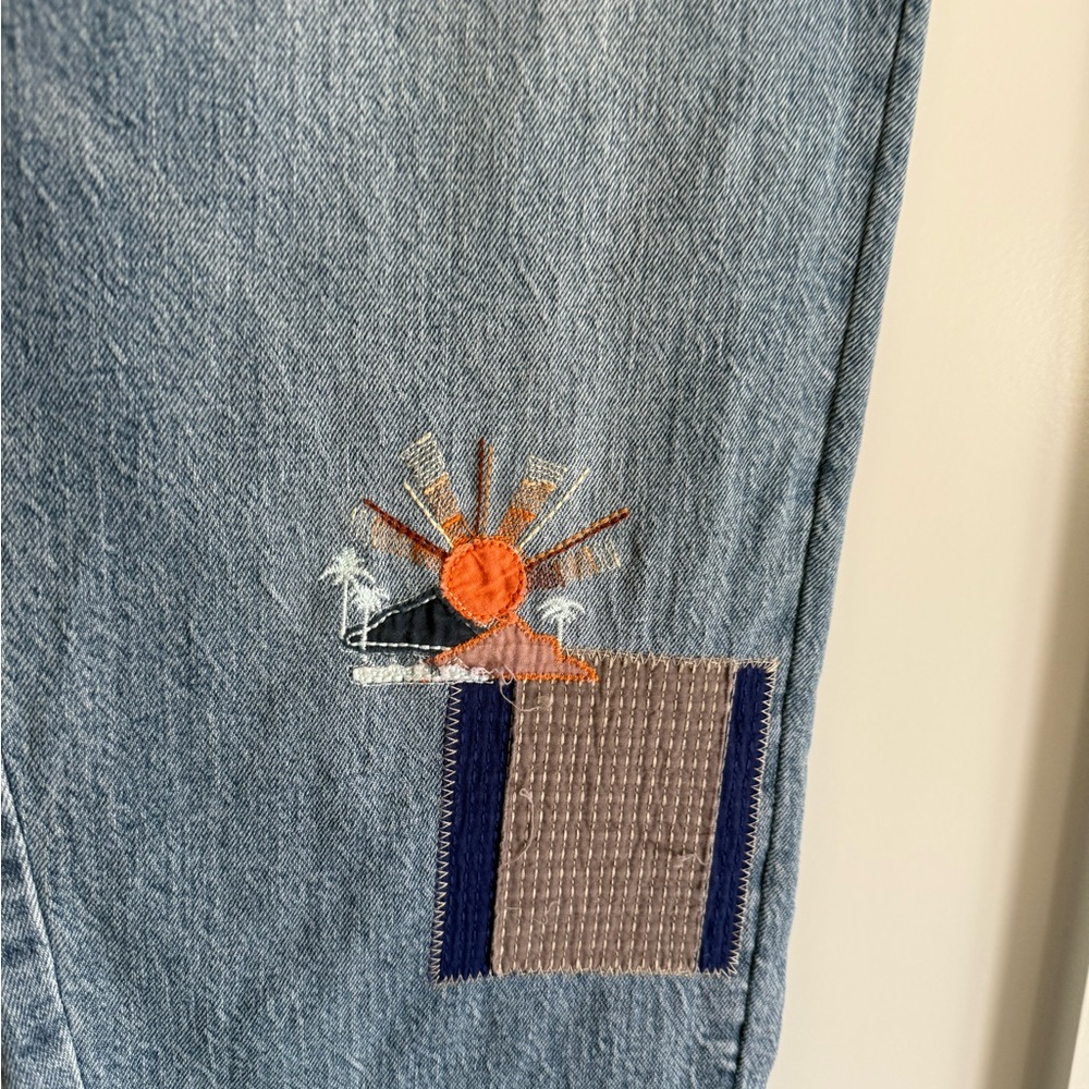 Anthropologie Embroidered Pilco Patchwork Jeans-great used condtion - Picture 2 of 5